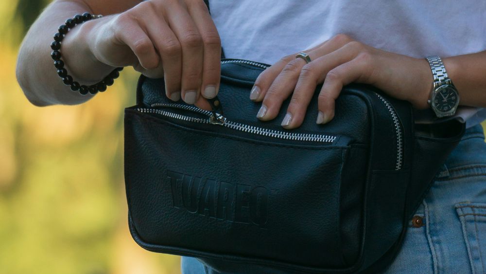 ローマ旅行で実際に使っていたスリ対策用の防犯バッグと持ち物